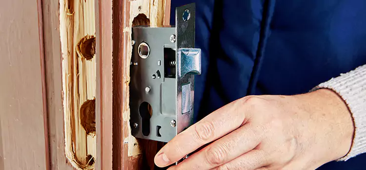 Garage Door Lock Replacement Edmonton